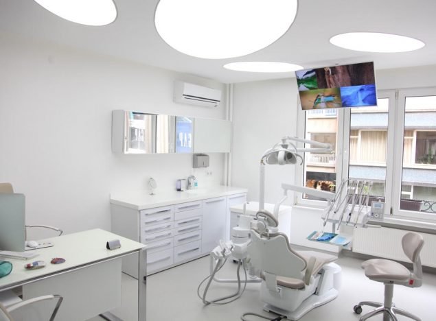 şeffaf diş plakları invisalign kliniği